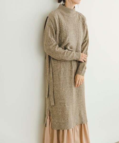 ITEMS URBANRESEARCH（アイテムズ アーバンリサーチ）の「ニットベストセットワンピース（ワンピース・レディース・GRY/L.BRN・FREE）」の16枚目の写真