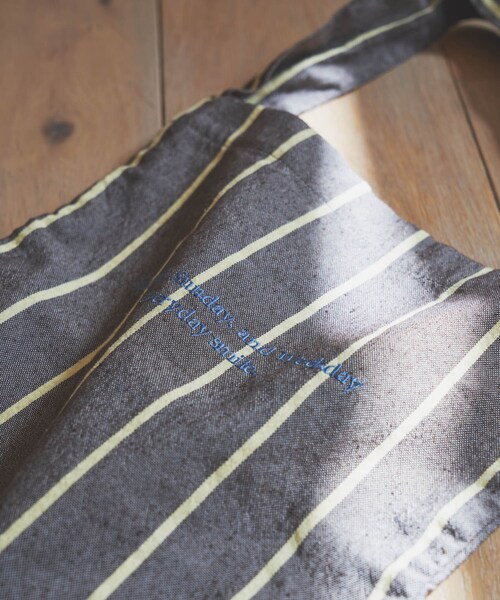 URBAN RESEARCH DOORS（アーバンリサーチドアーズ）の「『別注』beej×DOORS　ロゴエコバッグ（トートバッグ・レディース・BROWN/BEIGE・one）」の6枚目の写真