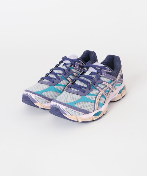 URBAN RESEARCH（アーバンリサーチ）の「ASICS　GEL-CUMULUS 16（スニーカー・レディース・020 C GY/B/100 CRM/IV・23.5/24/24.5/25/25.5）」の2枚目の写真