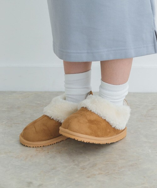 URBAN RESEARCH DOORS(アーバンリサーチドアーズ)の「ショートムートンブーツ(KIDS)(シューズ小物/雑貨・キッズ・BROWN/BEIGE・18/19/20/21/22)」の4枚目の写真