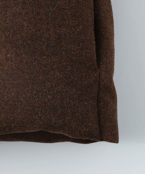 ADAM ET ROPE'（アダムエロペ）の「MENS【OAMC】INFLATE GILET（ダウンベスト・メンズ・ブラウン・M/S）」の8枚目の写真