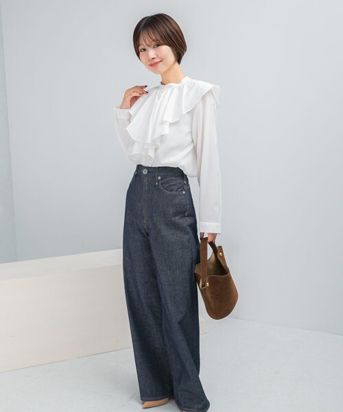 URBAN RESEARCH ROSSO（アーバンリサーチロッソ）の「フリルカラーシャツブラウス（シャツ/ブラウス・レディース・WHITE/YELLOW/BLACK・Free）」の5枚目の写真