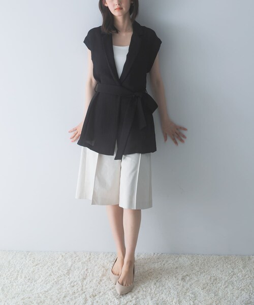 URBAN RESEARCH ROSSO（アーバンリサーチロッソ）の「ベルテッドウエストシェイプジレ（ベスト・レディース・BLACK/L.BEIGE・Free）」の6枚目の写真