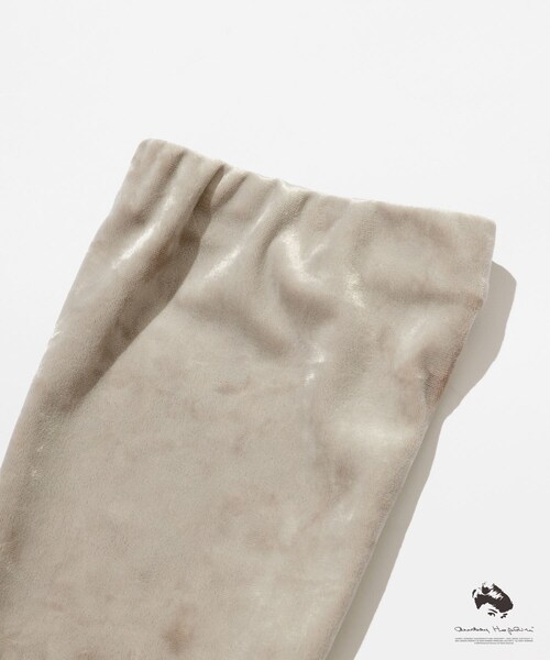 ADAM ET ROPE'（アダムエロペ）の「【AUDREY HEPBURN COLLECTION BY JUN】ベロアアームカバー（手袋・レディース・ブラック/グレー・F）」の11枚目の写真