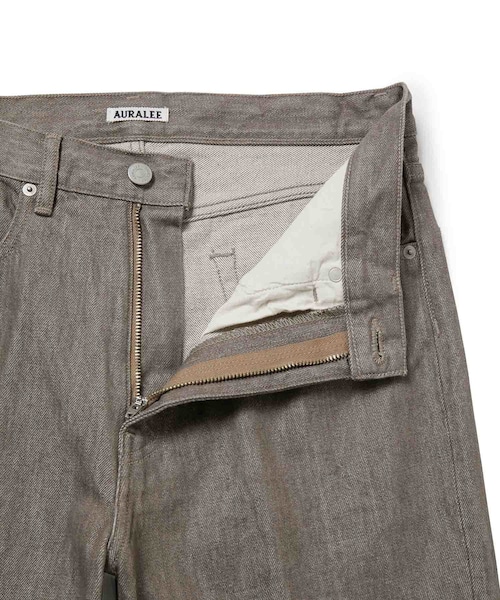 ADAM ET ROPE'(アダムエロペ)の「【AURALEE】HARD TWIST BROWN DENIM 5P PANTS(デニムパンツ・メンズ・ブラウン・M/S/XS)」の10枚目の写真