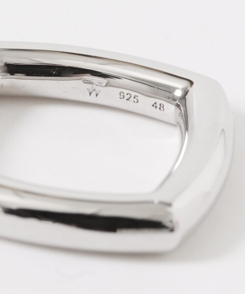 URBAN RESEARCH(アーバンリサーチ)の「TOM WOOD FRAME RING SLIM(リング・レディース・SILVER・46/48/50)」の4枚目の写真