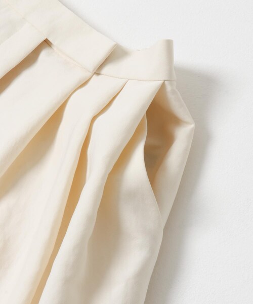 URBAN RESEARCH ROSSO（アーバンリサーチロッソ）の「ダブルクロスフォルムタックパンツ（その他パンツ・レディース・IVORY/CHARCOAL・36/38）」の13枚目の写真