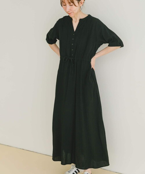 ITEMS URBANRESEARCH（アイテムズ アーバンリサーチ）の「ドライコットンタックワンピース（ワンピース・レディース・MOC/RED/BLK・FREE）」の10枚目の写真