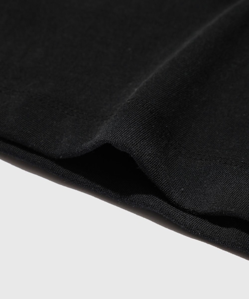 ADAM ET ROPE'（アダムエロペ）の「【ATON/エイトン】AGING FRESCA PLATE LOOSE FIT T-SHIRT（Tシャツ/カットソー・メンズ・ブラック系・4/6）」の8枚目の写真