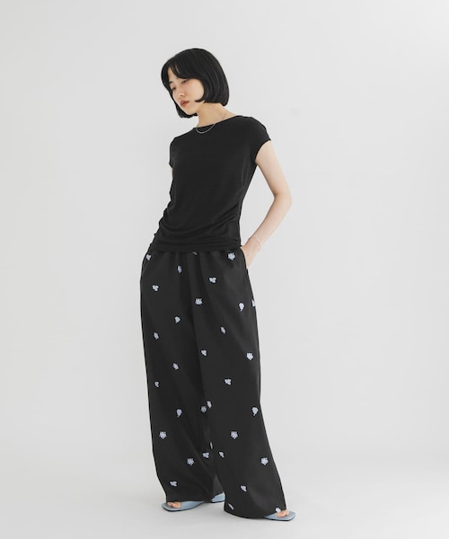 KBF（ケイビーエフ）の「タックドレープTEE（Tシャツ/カットソー・レディース・OFF/BLACK/MELON/CHALK・One）」の17枚目の写真