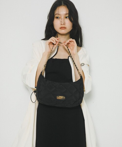 RODE SKO(ロデスコ)の「『別注』OUTDOOR PRODUCTS×hun RODESKO QuiltingChainBag(ハンドバッグ・レディース・BLACK/BEIGE・-)」の7枚目の写真