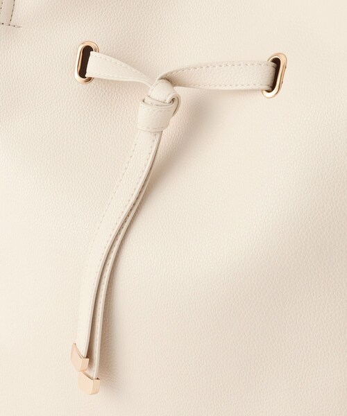 VIS（ビス）の「【復刻/WEB限定】フロントタイトートバッグ/A4対応,軽量（トートバッグ・レディース・ブラック/キナリ/ブラウン・F）」の8枚目の写真