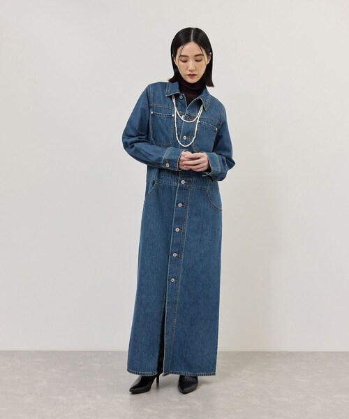 ADAM ET ROPE'(アダムエロペ)の「【WEB限定】デニムシャツロングワンピース(シャツワンピース・レディース・ブラック/ブルー・36/38)」の9枚目の写真