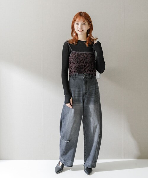 URBAN RESEARCH ROSSO（アーバンリサーチロッソ）の「YENN　CURVED SEAM DENIM PANTS（デニムパンツ・レディース・GRAY・36/38/40）」の13枚目の写真