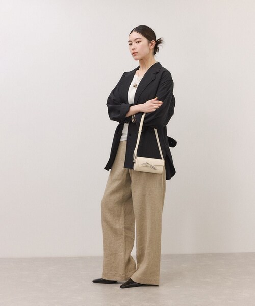 ADAM ET ROPE'（アダムエロペ）の「【一部WEB限定カラー】シャツジャケット（テーラードジャケット・レディース・ブラック/オフホワイト/ダークブラウン・36/38）」の9枚目の写真