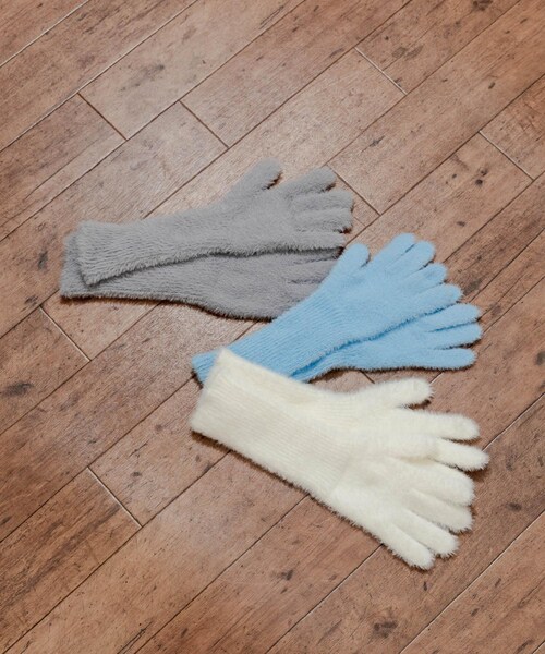 SMELLY（スメリー）の「シャギーニットロンググローブ（ベルト・レディース・L.GRY/WHT/L.BLU・-）」の19枚目の写真