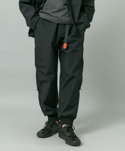 URBAN RESEARCH ROSSO（アーバンリサーチロッソ）の「『別注』+phenix　WINDSTOPPER by GORE-TEX LABS リブジョガーパンツ（その他パンツ・メンズ・BLACK/NAVY/KHAKI・M/L/XL）」の12枚目の写真