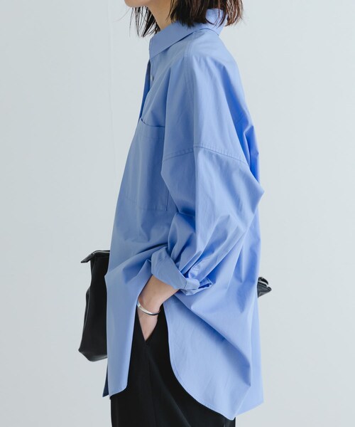 URBAN RESEARCH(アーバンリサーチ)の「ブロードオーバーシャツ(Tシャツ/カットソー・レディース・L.BLUE/OFF・FREE/Free)」の13枚目の写真