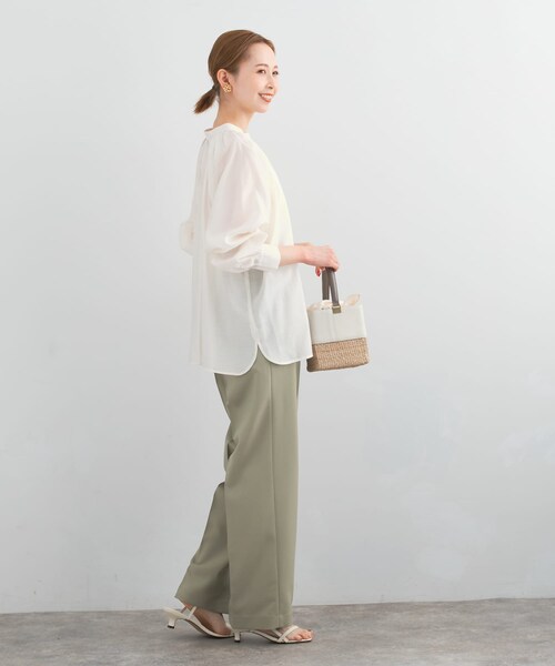 URBAN RESEARCH ROSSO（アーバンリサーチロッソ）の「ランダムタックセミシアーブラウス（シャツ/ブラウス・レディース・off/light pink/charcoal・FREE）」の12枚目の写真