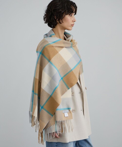 ADAM ET ROPE'(アダムエロペ)の「【J'aDoRe・一部店舗限定】【Joshua Ellis(ジョシュアエリス)】CPGストール(ストール/ショール・レディース・オフホワイト/ベージュ系/グリーン系/ブルー系/レッド系・F)」の3枚目の写真