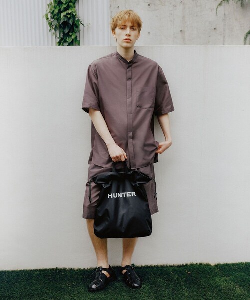 ADAM ET ROPE'(アダムエロペ)の「【HUNTER for ADAM ET ROPE'】別注 TRAVEL MULTI FUNCTION TOTE(トートバッグ・レディース・シルバー・F)」の8枚目の写真