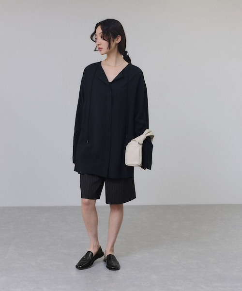 ADAM ET ROPE'(アダムエロペ)の「ミニマルデザインローファー(ローファー・レディース・ブラック/オフホワイト・23.0/23.5/24.0/24.5)」の10枚目の写真