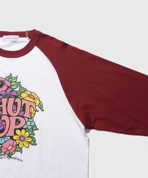 ADAM ET ROPE'(アダムエロペ)の「【LIBRIO MENDONCA/リブリオ メンドンサ】FLOWER PRINTED RAGLAN TEE(Tシャツ/カットソー・メンズ・ブラック/レッド・L/M/S)」の10枚目の写真