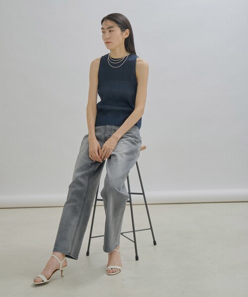 ADAM ET ROPE'（アダムエロペ）の「【公式サイト限定】【BATONER for SALON】SEE THROUGH TANK TOP（タンクトップ・レディース・ベージュ/ネイビー/サックス・F）」の21枚目の写真