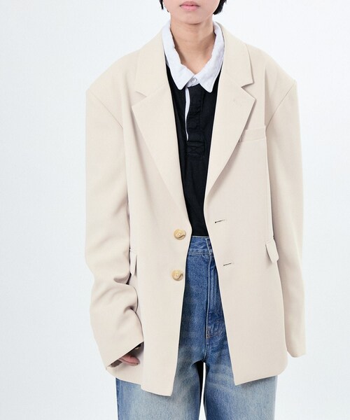 ADAM ET ROPE'(アダムエロペ)の「BOXY SET UP JACKET(テーラードジャケット・レディース・ブラック/ベージュ系・38/40/42)」の11枚目の写真