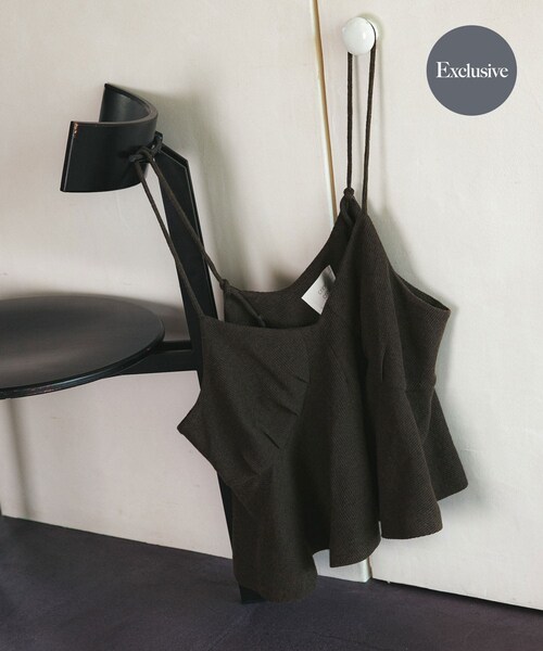 URBAN RESEARCH(アーバンリサーチ)の「『別注』crinkle crinkle crinkle×URBAN RESEARCH wool lingerie cami(キャミソール・レディース・BLACK/BROWN・FREE)」の2枚目の写真