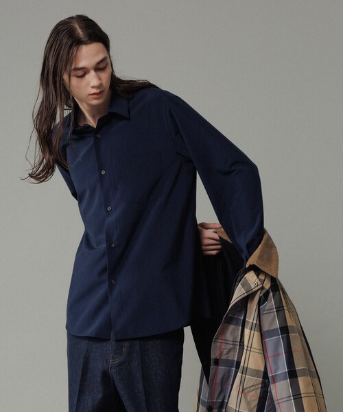 ADAM ET ROPE'（アダムエロペ）の「【NIKKE】レギュラーカラー シャツ / ウォッシャブル（シャツ/ブラウス・メンズ・ブラック/ネイビー/ラベンダー・L/M）」の15枚目の写真