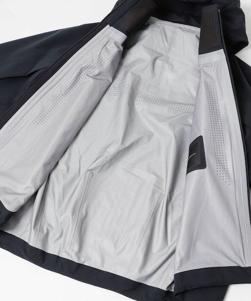 URBAN RESEARCH（アーバンリサーチ）の「Descente　D/V HARD SHELL JACKET（テーラードジャケット・メンズ・GY12/NV01・M/L/O）」の8枚目の写真