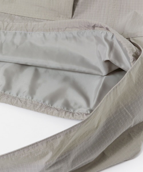 URBAN RESEARCH DOORS（アーバンリサーチドアーズ）の「Snow Peak Apparel　RIPSTOP WRAP CROSS BAG（ショルダーバッグ・レディース・GREIGE/BROWN/CHARCOAL・One）」の6枚目の写真