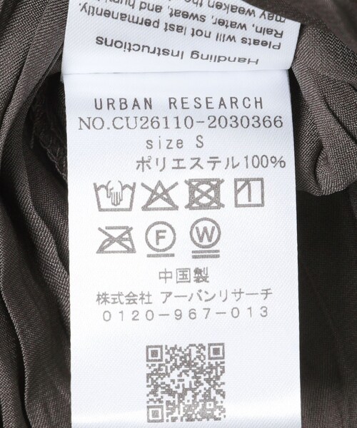 URBAN RESEARCH（アーバンリサーチ）の「Studio Doe　SATIN PLEATED SHIRTS（シャツ/ブラウス・レディース・BLACK/GREY/CREAM・S/M）」の16枚目の写真