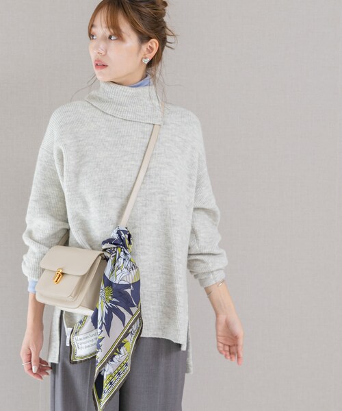 URBAN RESEARCH ROSSO（アーバンリサーチロッソ）の「スリットタートルネックニット（ニット/セーター・レディース・L.GRAY/L.BEIGE/MIX PINK・FREE）」の14枚目の写真