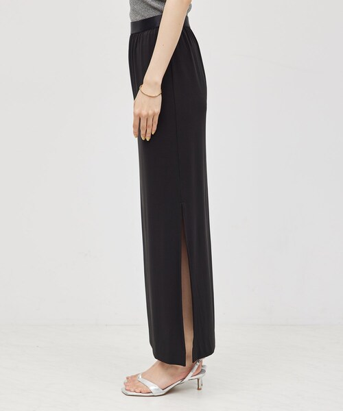 ROPE'（ロペ）の「トリアセジャージーペンシルスカート（スカート・レディース・ブラック/ブルー系・36/38）」の21枚目の写真