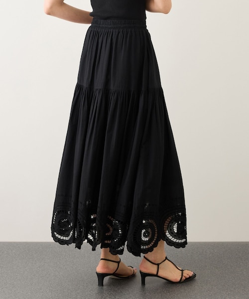 ROPE'(ロペ)の「INDIAコットンボイルシフリー刺繍サークルフレアスカート/セットアップ対応・イージーケア(スカート・レディース・ブラック/ホワイト・F)」の6枚目の写真