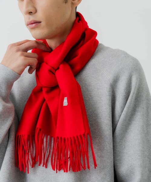 URBAN RESEARCH（アーバンリサーチ）の「ソリッドカシミヤマフラー（マフラー・メンズ・CHARCOAL/ORANGE/RED/BLACK・FREE）」の3枚目の写真