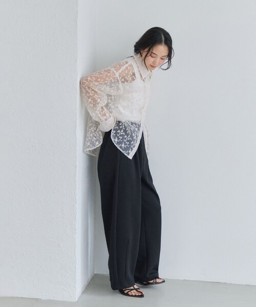 VIS（ビス）の「刺しゅうレースオーバーシャツ（シャツ/ブラウス・レディース・キナリ系・F）」の6枚目の写真