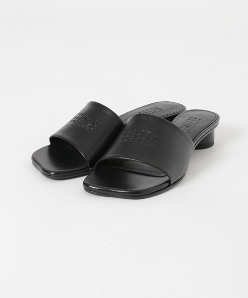 URBAN RESEARCH(アーバンリサーチ)の「MM6 P3628 SANDAL(サンダル・レディース・T8013BLACK・36/37/38)」の3枚目の写真
