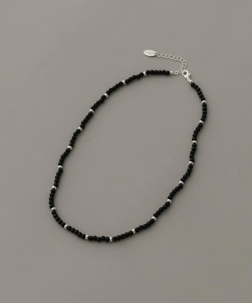 SMELLY（スメリー）の「ブラックビーズネックレス（ネックレス・メンズ・BK/SV・-）」の3枚目の写真