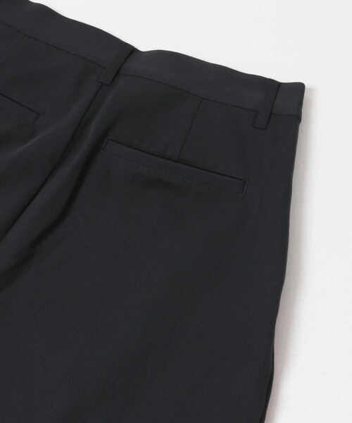 ITEMS URBANRESEARCH(アイテムズ アーバンリサーチ)の「TRテーパードクリーンカーゴパンツ(その他パンツ・メンズ・BLACK/OLIVE GRAY/MOCHA BRN・M/L)」の13枚目の写真