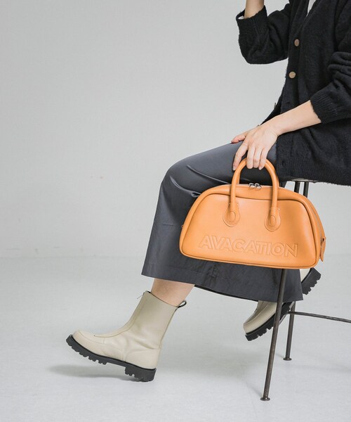 URBAN RESEARCH（アーバンリサーチ）の「『25周年別注』CAMINANDO　CENTER ZIP BOOTS（ブーツ・レディース・BLACK/別注IVORY・6/7/8）」の6枚目の写真