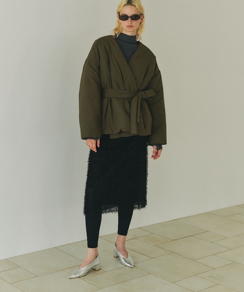 ROPE'（ロペ）の「【一部店舗限定】【REALM（レルム）】NYLON PUFFY SHORT COAT｜コート（ナイロンジャケット・レディース・ブラック/カーキ・38）」の13枚目の写真