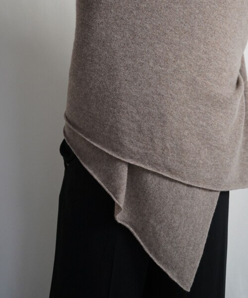 ROPE'(ロペ)の「GWIL CASHMERE PANTS|カシミア100%大判ストール(ストール/ショール・レディース・ブラック/ベージュ・F)」の15枚目の写真
