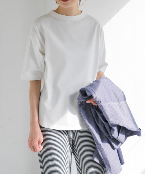 URBAN RESEARCH DOORS(アーバンリサーチドアーズ)の「FORK&SPOON ボトルネックショートスリーブTシャツ(Tシャツ/カットソー・レディース・OFF/NAVY/CAMEL/CRMxGRN/BLACK/TURQUOISE/BEGxBLK・1)」の15枚目の写真