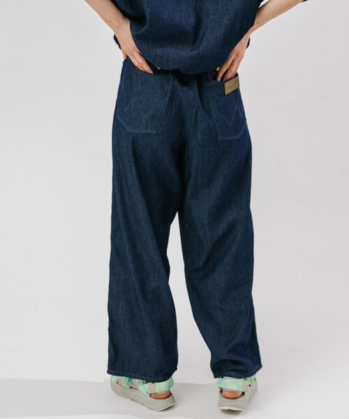 EKAL(エカル)の「『別注』Wrangler×EKAL ライトデニムリラックスバギーパンツ(デニムパンツ・レディース・USED/O.W・Free)」の17枚目の写真