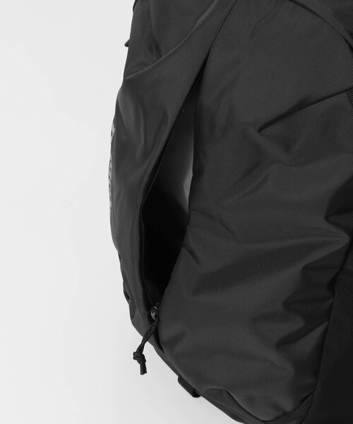 URBAN RESEARCH DOORS（アーバンリサーチドアーズ）の「patagonia　Refugio Day Pack 26L（バックパック/リュック・メンズ・SLPU/SBDY/WLDB/BLK・one）」の10枚目の写真
