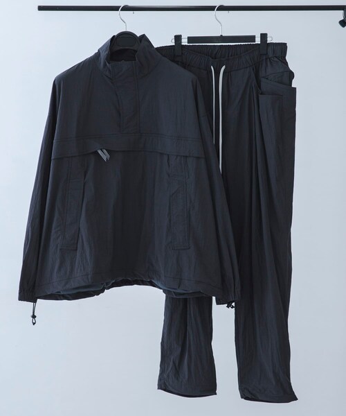 URBAN RESEARCH（アーバンリサーチ）の「SFC　SFC ANORAK（マウンテンパーカー・メンズ・Charcoal/Navy/Black・L/XL）」の12枚目の写真