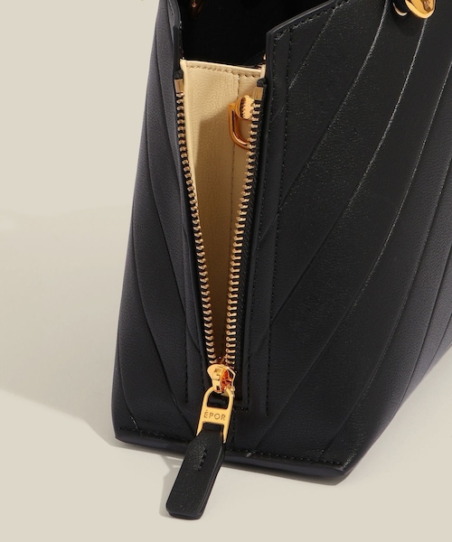 ROPE'（ロペ）の「【E'POR】【数量限定】 Y BAG Mini Emboss【超軽量】（ハンドバッグ・レディース・ブラック/ベージュ・F）」の8枚目の写真